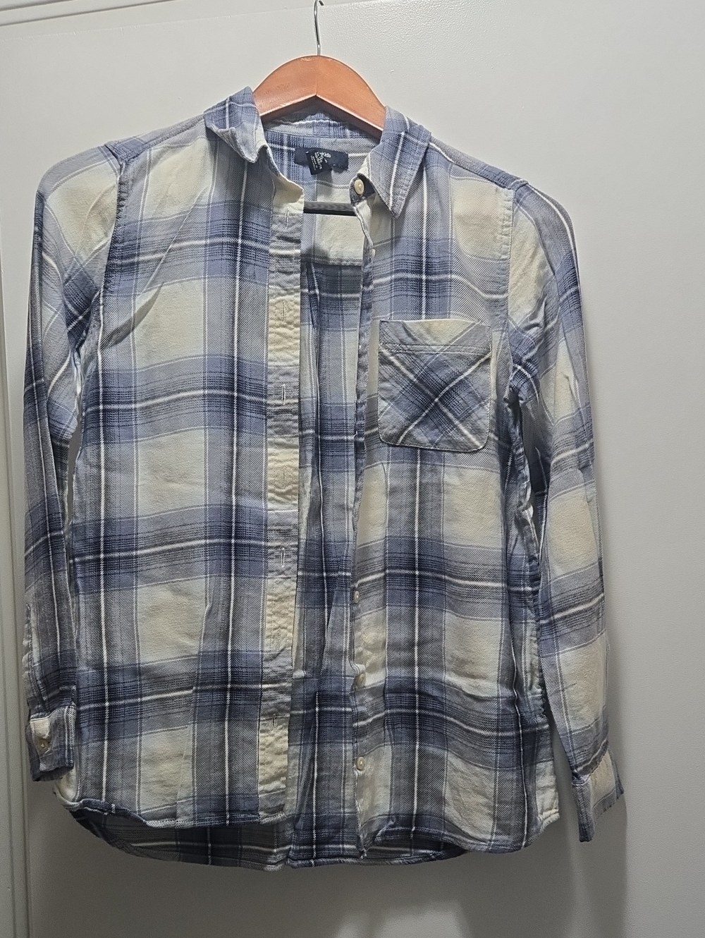 GAP Blue and White Plaid Button-Down Shirt